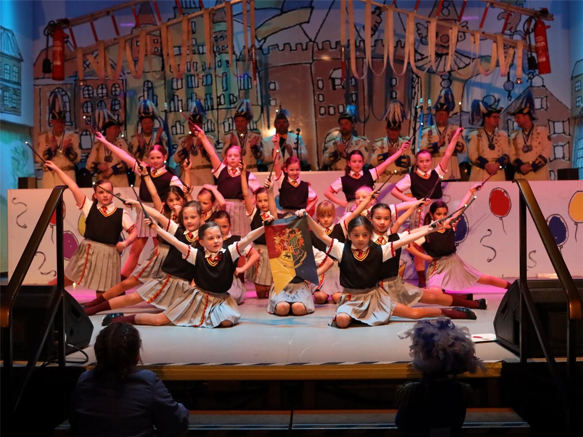 Die Minis des KFG nahmen die Narren mit in die Welt von Harry Potter. Foto: KFG