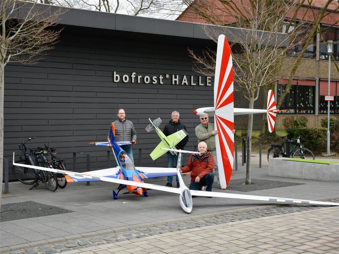 Die Mitglieder des Modellbauvereins 75 Straelen laden zur Jubiläumsausstellung in die Bofrost-Halle ein. Foto: privat
