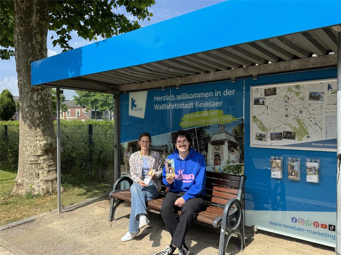 Die neu gestaltete Busankunft bietet mit seinem aktuellen Stadtplan und weiteren Informationsmaterial einen Mehrwert für Besuchergruppen. Foto: Wallfahrtsstadt Kevelaer