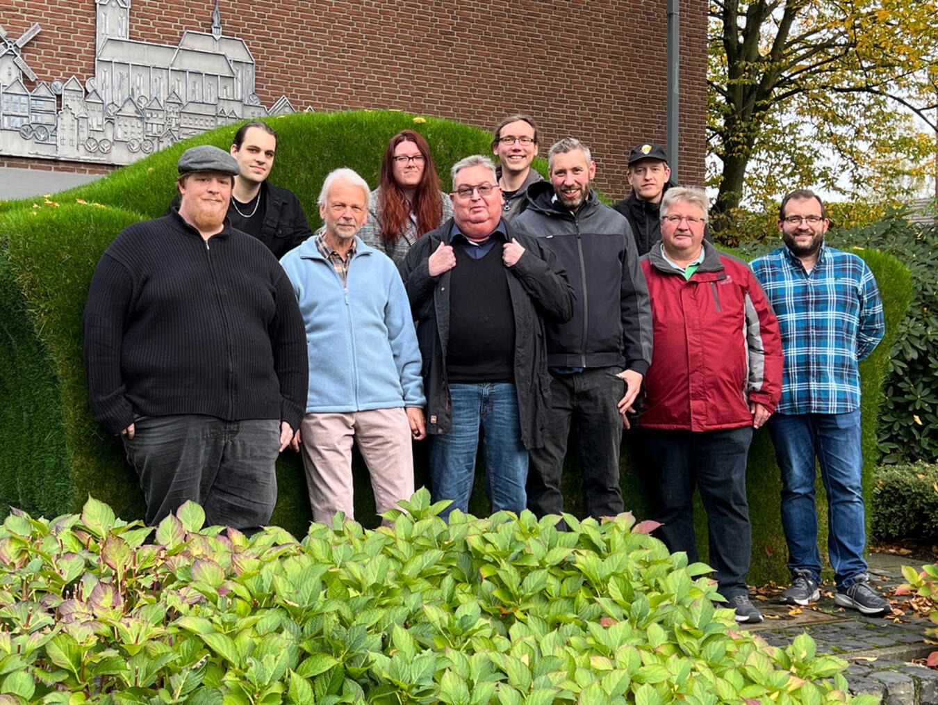 Die neue SPD-Fraktion im Straelener Stadtrat mit Mitgliedern von Die Linke.Foto: privat