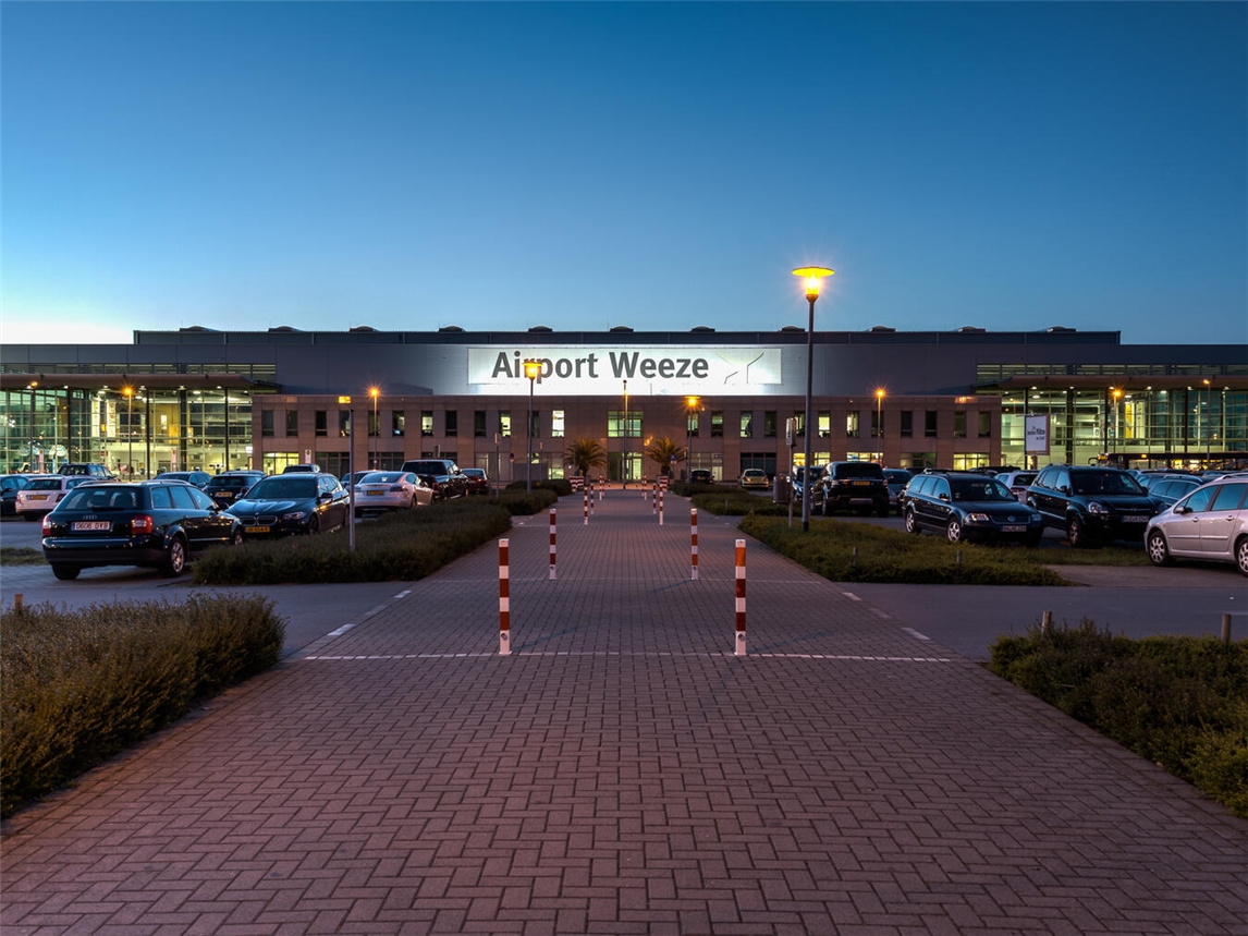 Die niederländische Airline Transavia verlagert Flüge 2027 zeitweise zum Airport Weeze. Foto: Dietmar Rabich