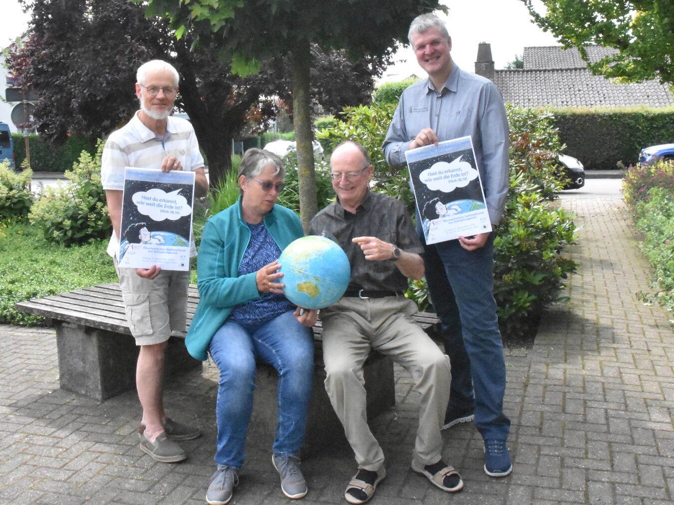Ökumenische Vorbereitungsgruppe Goch: Hein, Pasedag, Weidemann, Schmelting; Kirchenvertreter beim Treffen.
