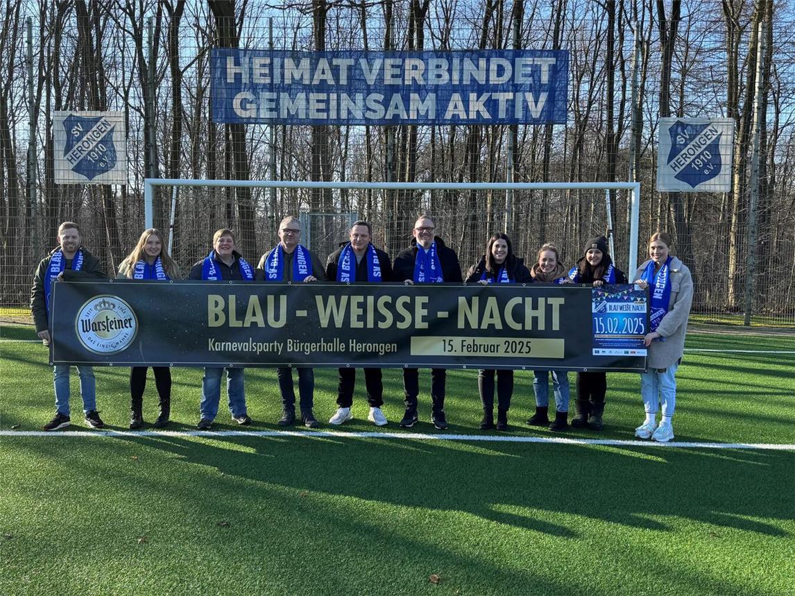 Die Organisatoren des SV Herongen freuen sich auf viele närrische Besucher in der Heronger Bürgerhalle. Foto: privat