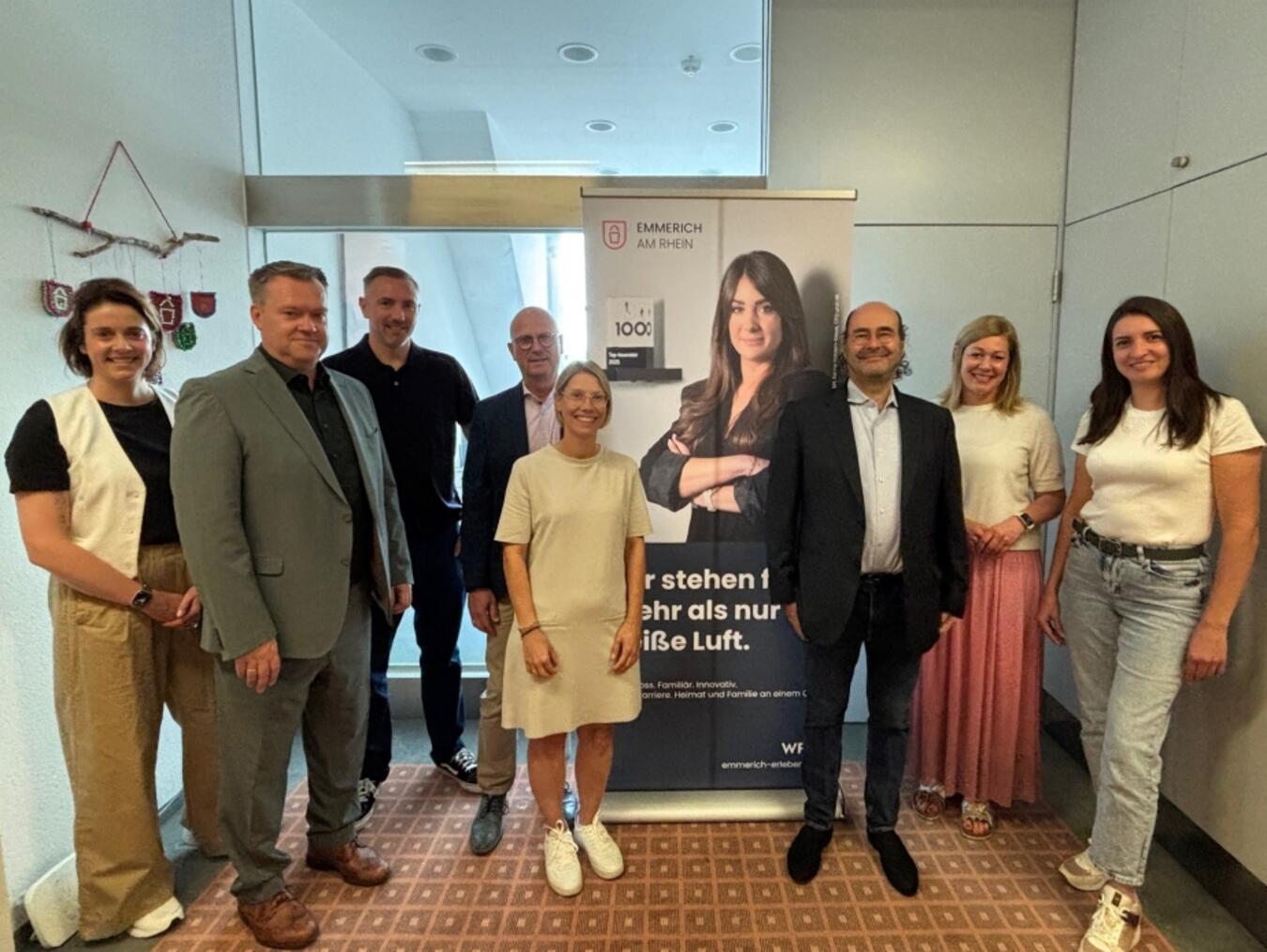 Die Partner von „Unsere Wirtschaft“ in Emmerich. Foto: WfG Emmerich