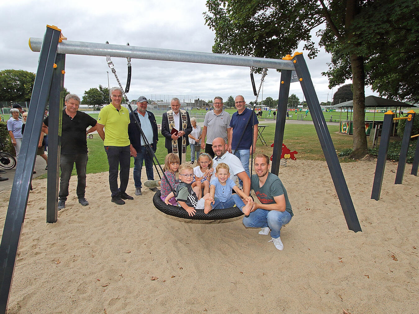 Die Planungsarbeit für den neuen Spielplatz hat ein Team der Alten Herren der Sportfreunde übernommenNN-Foto: Theo Leie