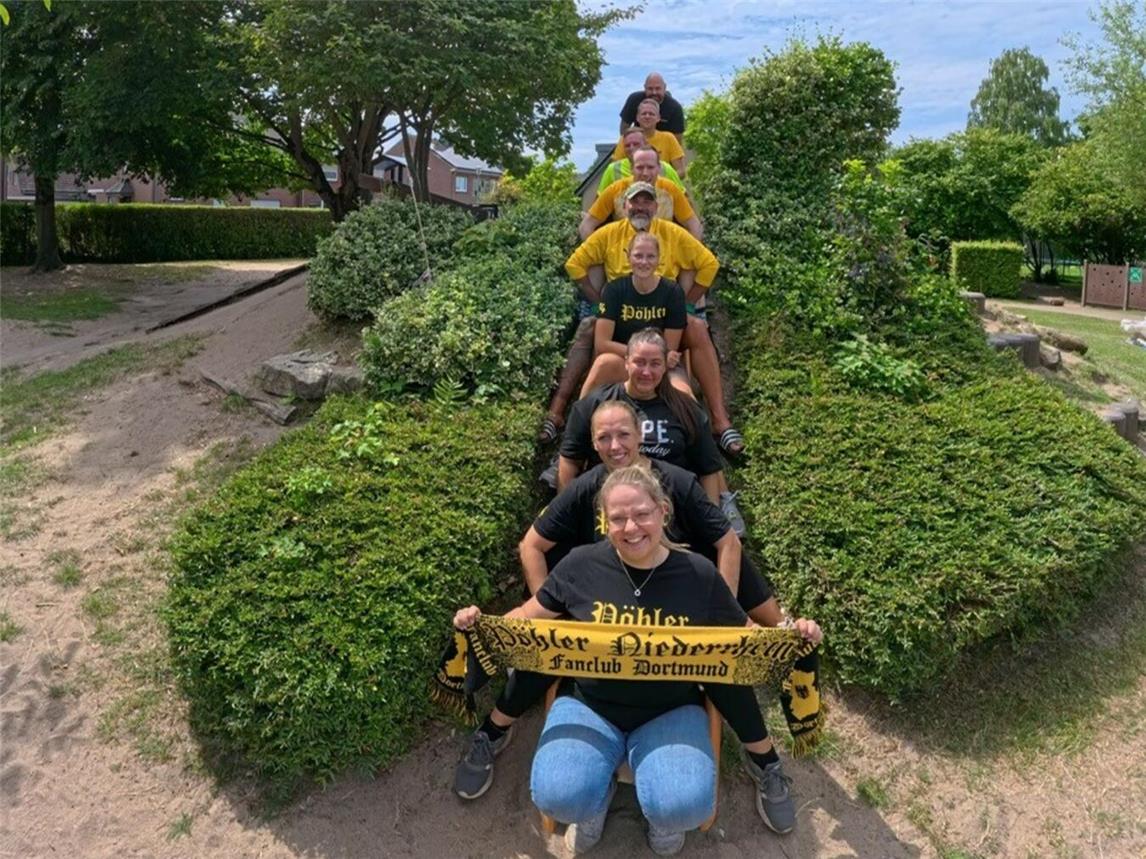 Die Pöhler Niederrhein engagierten sich für den St.-Johannes-Kindergarten in Nieukerk. Foto: privat