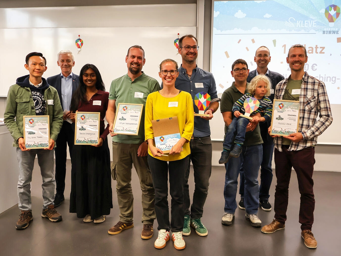 Die Preisträger der Klever Birne 2025. Foto: HSRW/Claudia de Kruijf