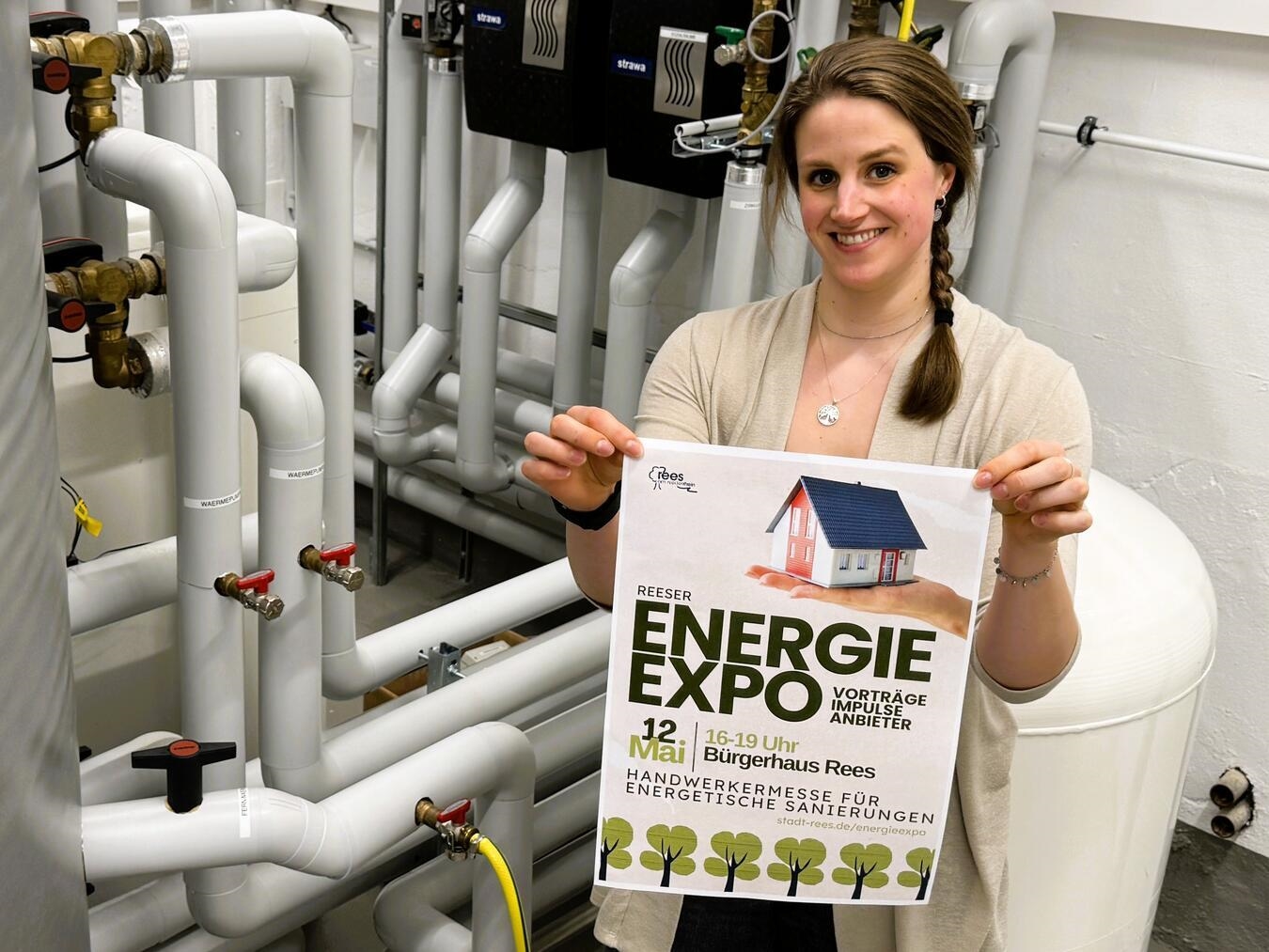 "Christine Klanten wirbt für Reeser Energie Expo, Klimaschutzmanagerin in Rees"