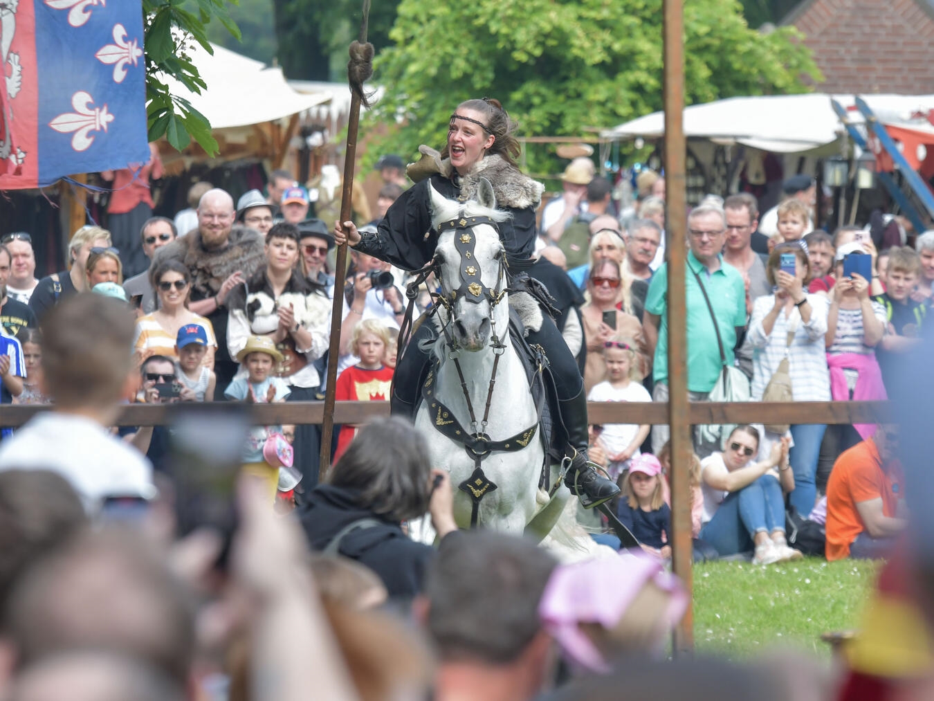 Die Ritterturniere sind beim Siegfriedspektakel immer ein Highlight. NN-Archivfoto: Gerhard Seybert