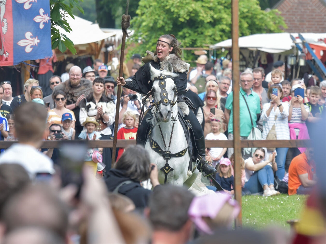 Die Ritterturniere sind beim Siegfriedspektakel immer ein Highlight. NN-Archivfoto: Gerhard Seybert