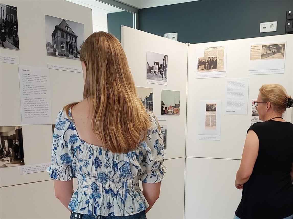 Die Robert-Jungk-Gesamtschule lädt am 20. Januar zur Ausstellungseröffnung in Aldekerk ein. Foto: Gemeindearchiv Kerken