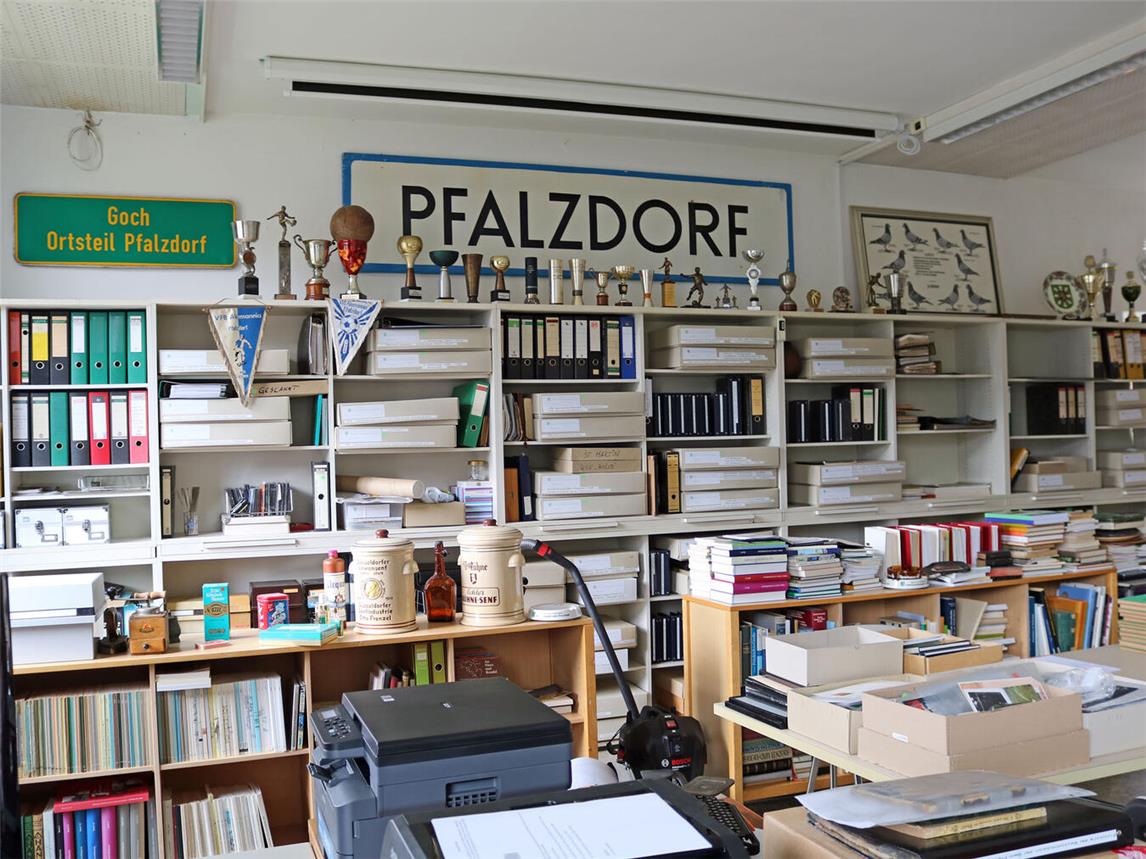 Die Sammlung birgt viele Informationen zur Geschichte der ehemals selbstständigen Gemeinde. NN-Fotos: CDS