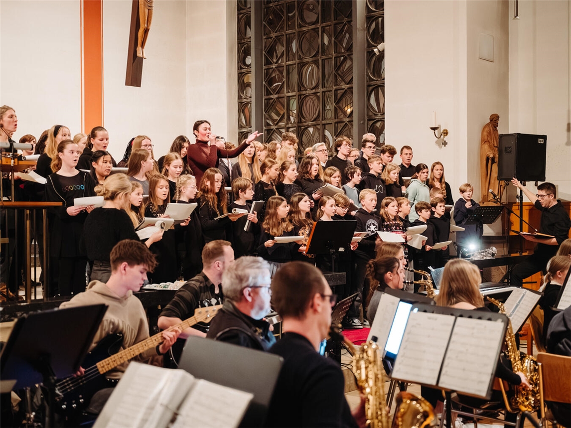 Die Schulensembles des FSG beim Konzert in Kapellen.Foto: privat