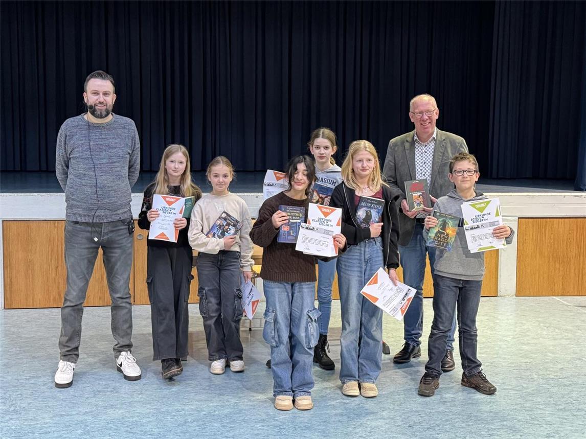 Die sechs Teilnehmer des Schulentscheids am Gymnasium Aspel in Rees. Foto: privat