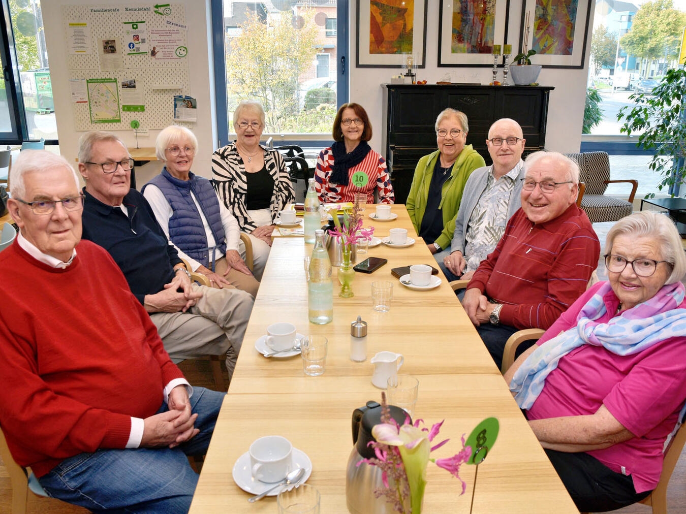 "Jubiläumsfeier Selbsthilfegruppe neuromuskulär Erkrankte Kleve, Angehörige, 10 Jahre, Gruppenfoto"
