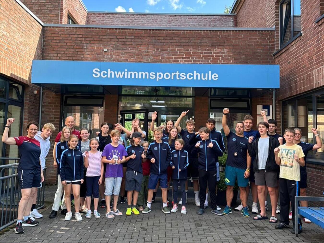 Die Sportler aus Emmerich bei ihrem Trainingslager. Foto: privat