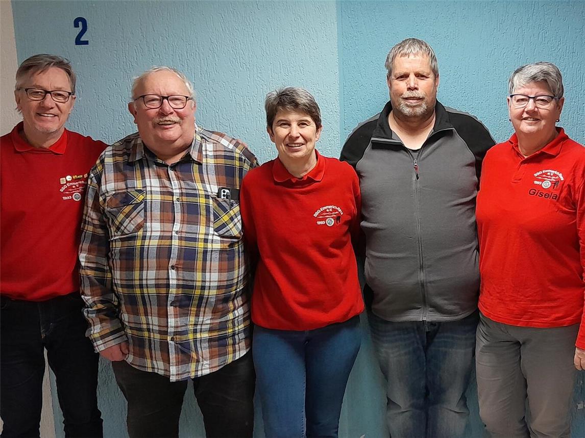 Die Sportschützen aus Emmerich und Rees: (v. l.) Karl-Heinz Flagge, Mannschaftsführer Johannes Kortenhorn, Michaela Bott, Jürgen Heimann, Gisela Saliger, Heiner Hülkenberg (nicht im Bild). Foto: privat