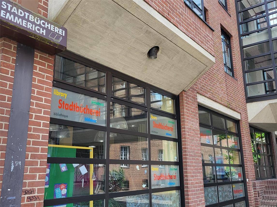 Die Stadtbücherei in Emmerich. NN-Foto: Michael Bühs