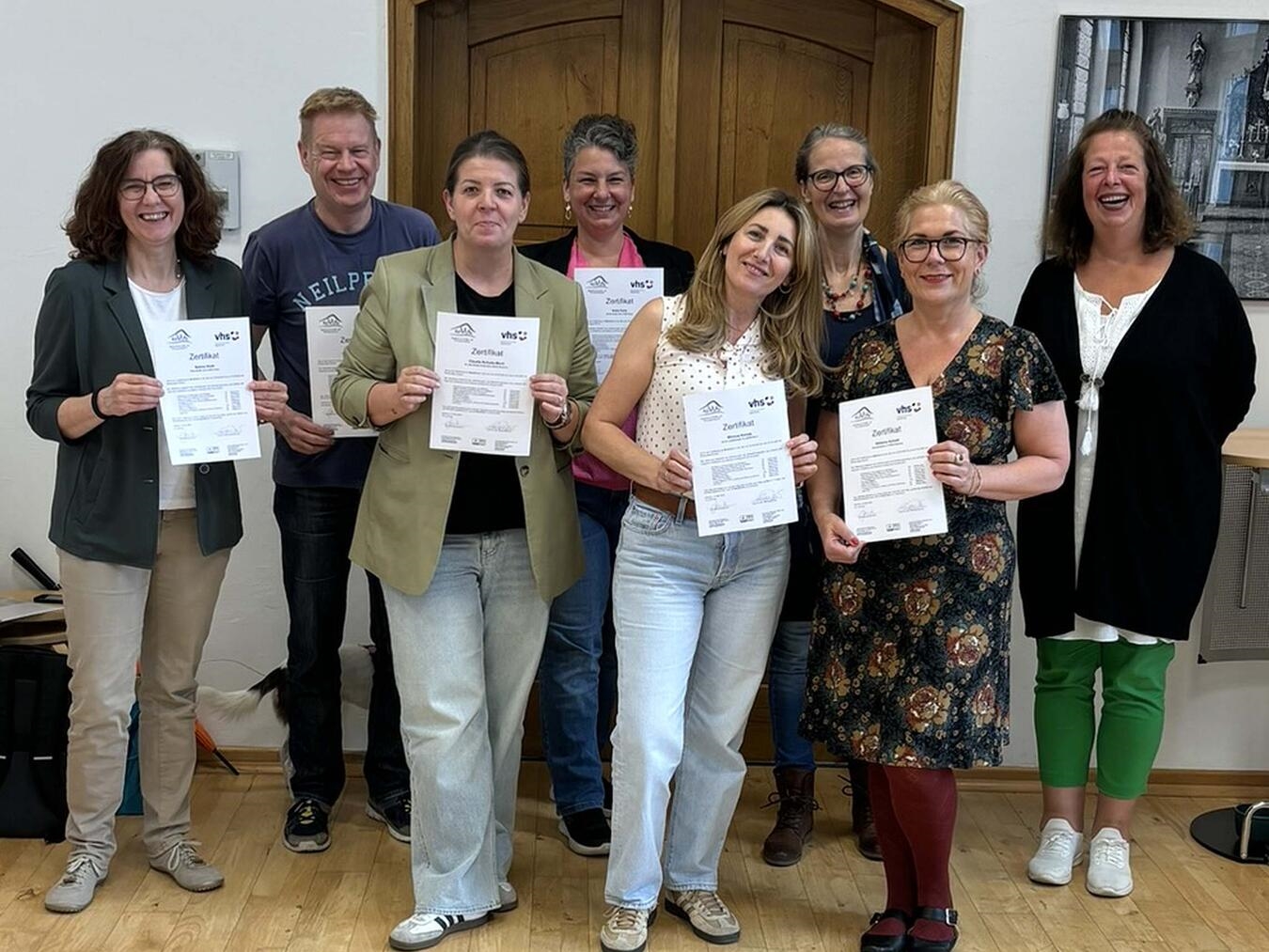 Die stolzen Absolventen der Ausbildung zum Mediator. Foto: Volkshochschule Gelderland 