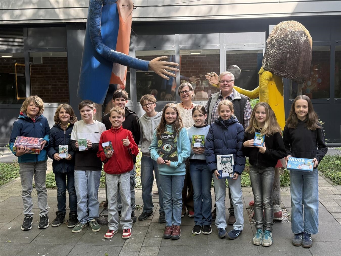 Die stolzen Mathetalente des KvGG Kevelaer. Foto: privat