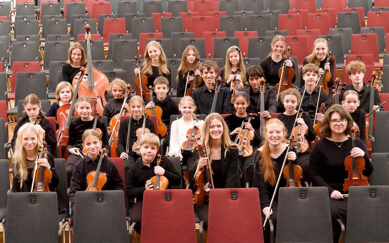 Die Streichmäuse, die Cappella Piccola und das Jugendstreichorchester der Jungen Streicher Kevelaer präsentieren unter der Leitung von Maren und Thomas Brezinka ein temperamentvolles Programm mit Musik aus drei Jahrhunderten. Foto: Bernd Neumann