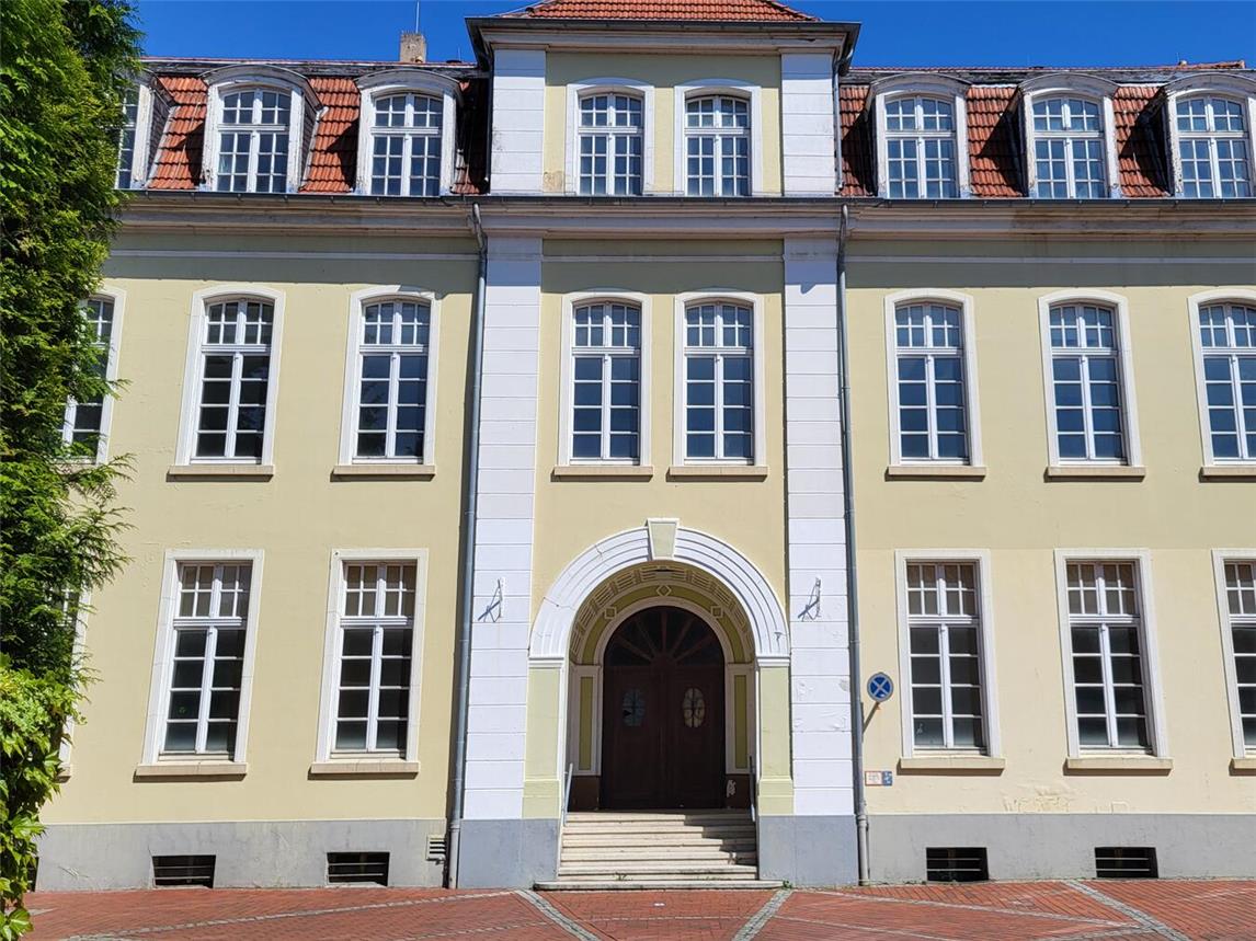 Die Struktur der Fassade soll sich auch im Neubau widerspiegeln. NN-Foto: MB