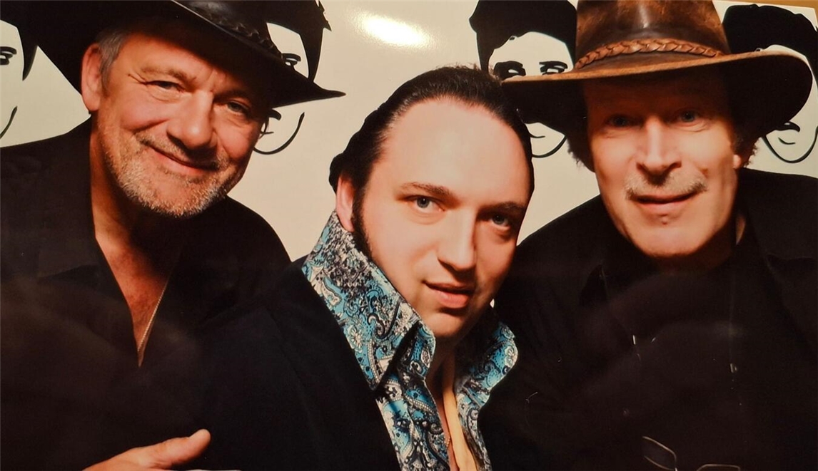 "Die Sundial Boys, Johnny Murkovic, Marvin Krupp, Gerold Beirer, interpretieren Elvis-Songs neu. Foto: Sundial Boys"