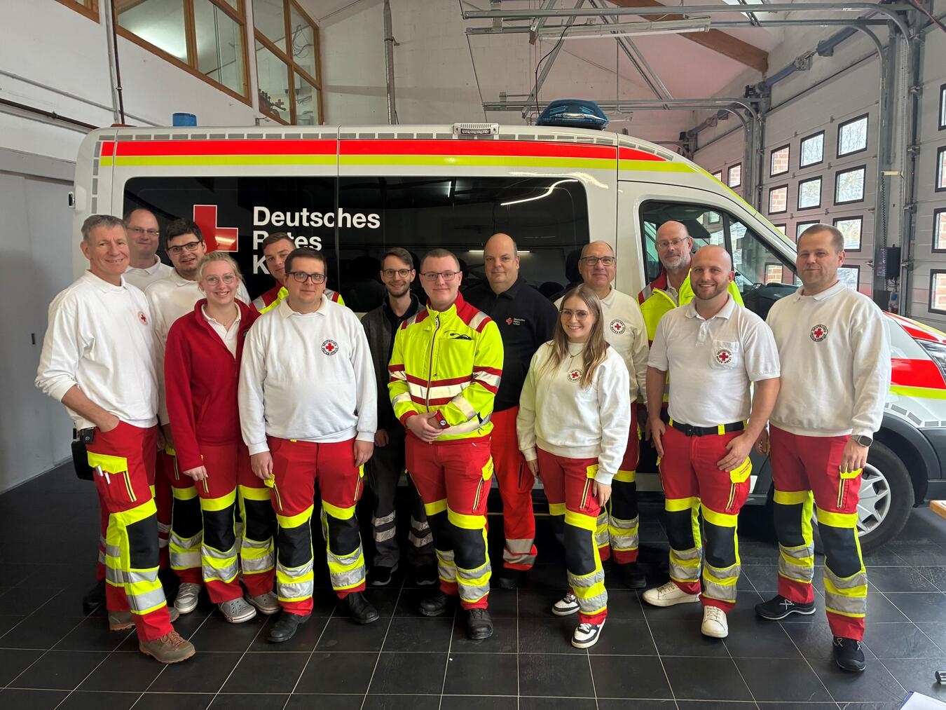 Die Teilnehmenden des Fortbildungswochenendes. Foto: DRK Alpen