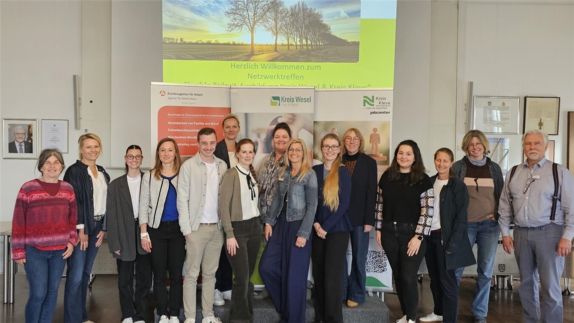 Die Teilnehmenden des Netzwerk-Treffens. Foto: Kreis Wesel