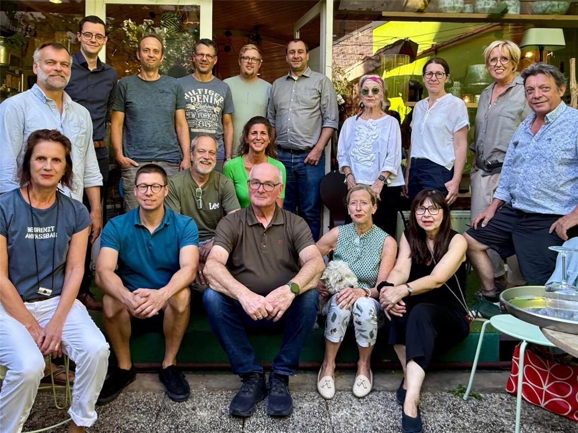 Die Teilnehmer des Stammtisches tauschten sich in offener Atmosphäre im Gasthaus aus. Foto: WTM Kleve