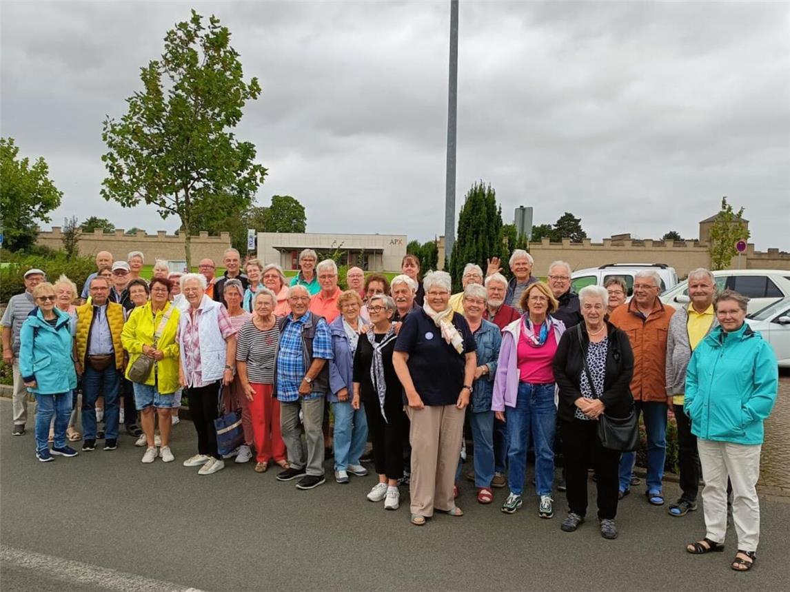 Die Teilnehmer vor dem APX. Foto: privat