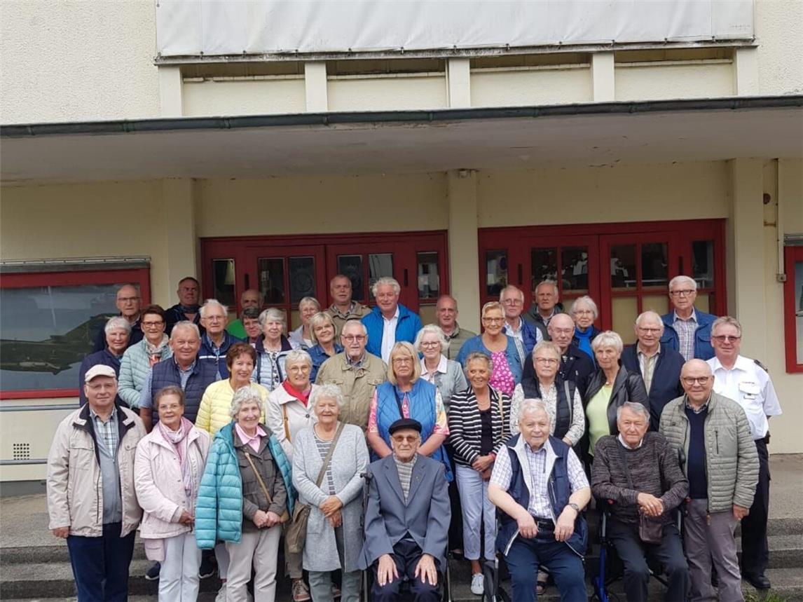 Die Teilnehmer vor dem Museum. Foto: privat