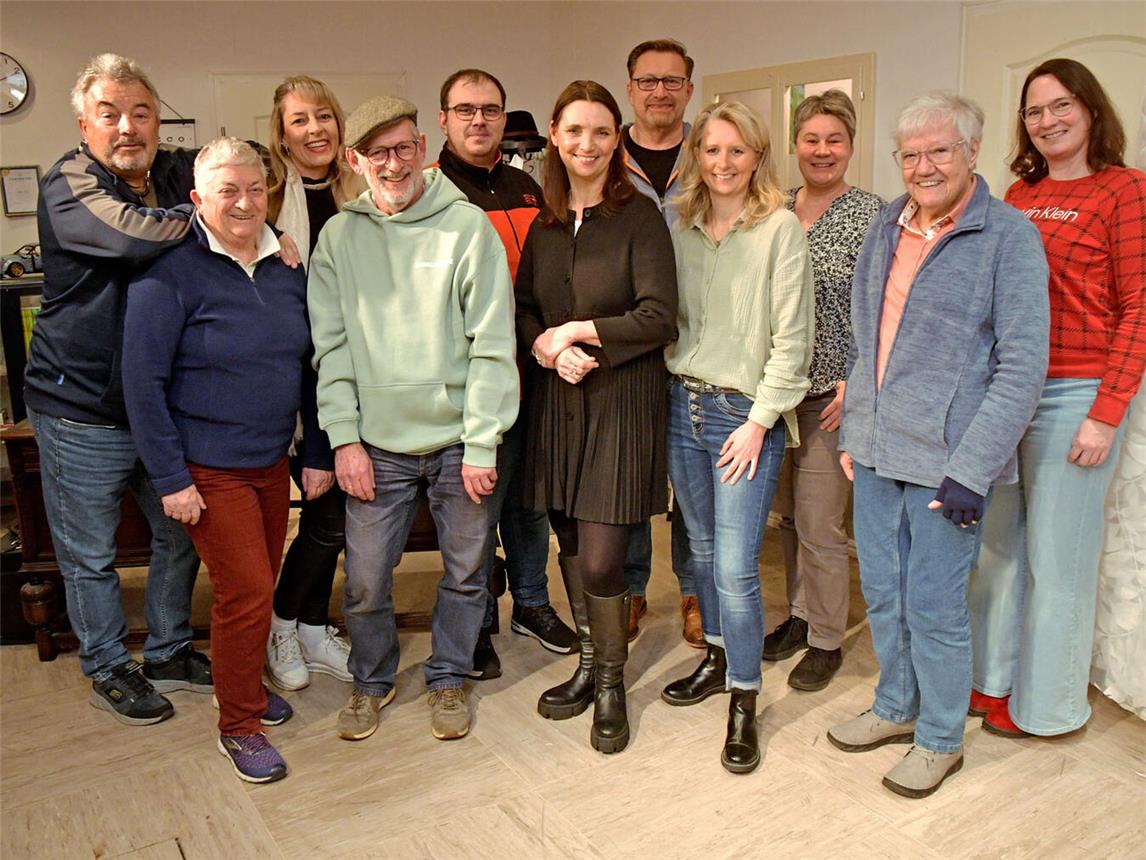 Die Theatertruppe der Bühnenfreunde. Demnächst ist Premiere. NN-Foto: Rüdiger Dehnen