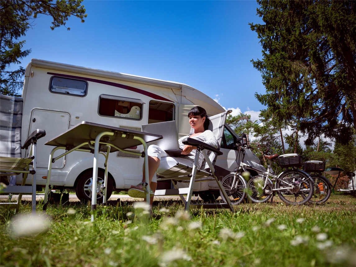 "Camper-Vorbereitungstipps von Verbraucherzentrale NRW, hilfreiche Ratschläge für Camping-Enthusiasten"