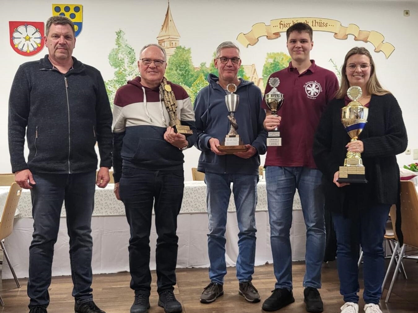 Die Vereinsmeister auf dem Patronatsfest: (v. l. n. r.) Guido Paeßens, Klaus Witte, Markus Toonen, Manuel Paeßens und  Alexa Klein.