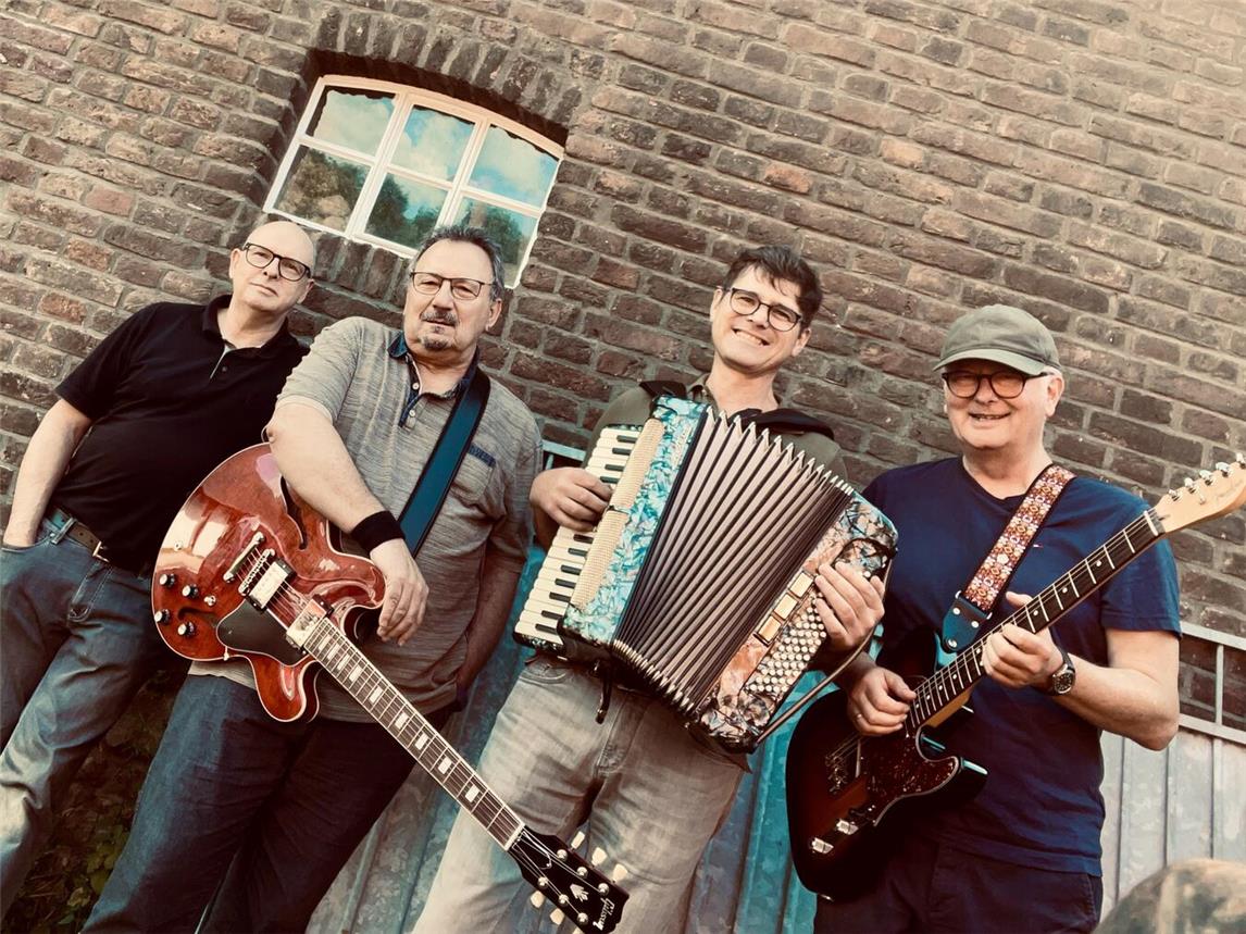 Die vier Musiker beziehen ihre Inspirationen von den großen amerikanischen Rocklegenden. Foto: Exsalté