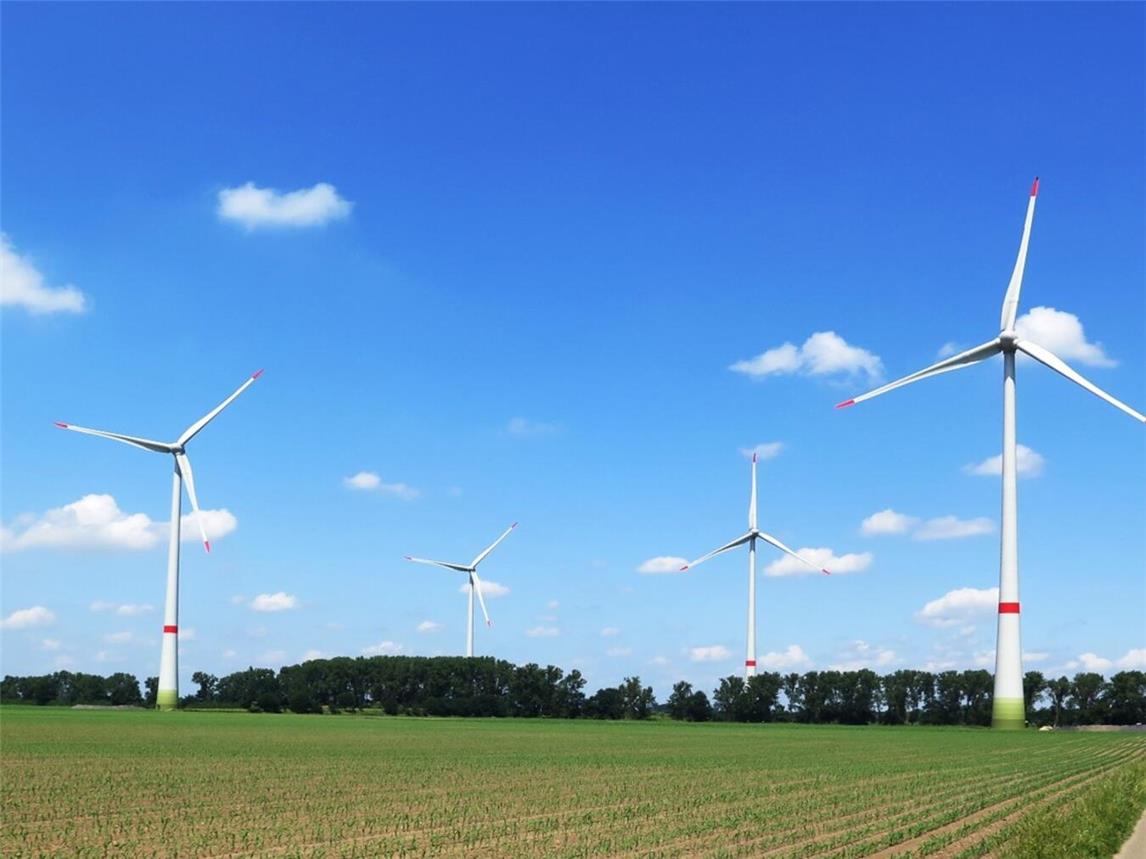 Die vier Windenräder der BürgerEnergie Issum im Vorster Feld in Sevelen haben seit der Inbetriebnahme in 2018 schon 190 Millionen kWh elektrischen Strom produziert und damit die Umwelt um 190.000 Tonnen CO2 im Vergleich zum Strom aus Braunkohle entlastet.Foto: privat