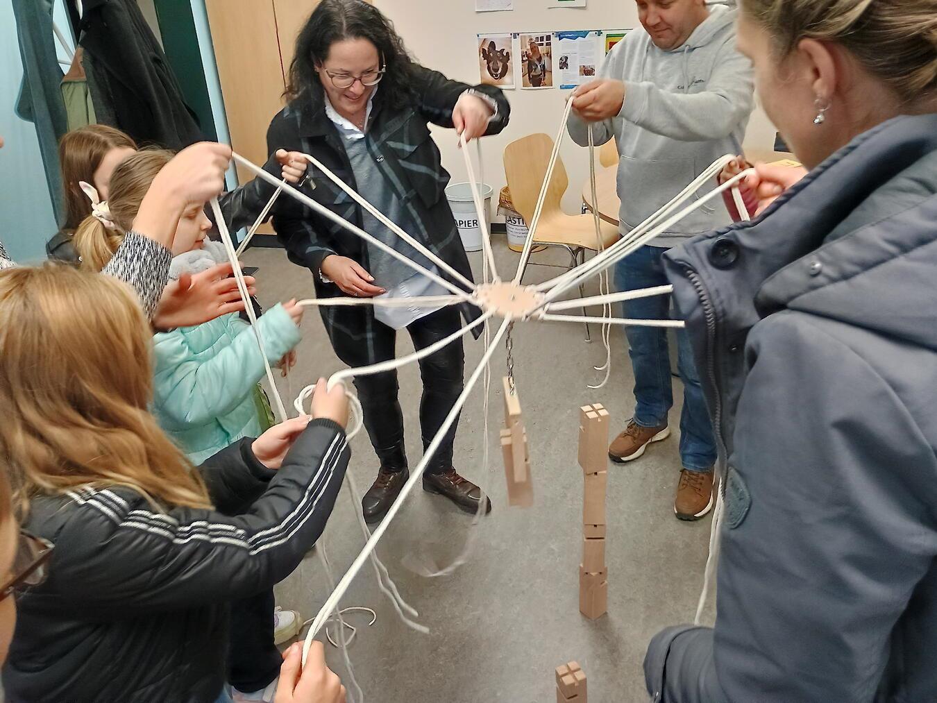 Die Viertklässler erhalten bereits einen ersten Einblick in den künftigen Unterricht in der euregio realschule. Foto: euregio realschule