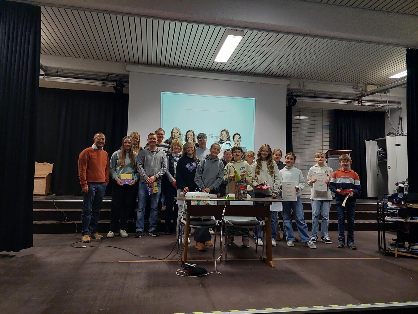 Die Vorleser am Amplonius-Gymnasium in Rheinberg. Foto: privat