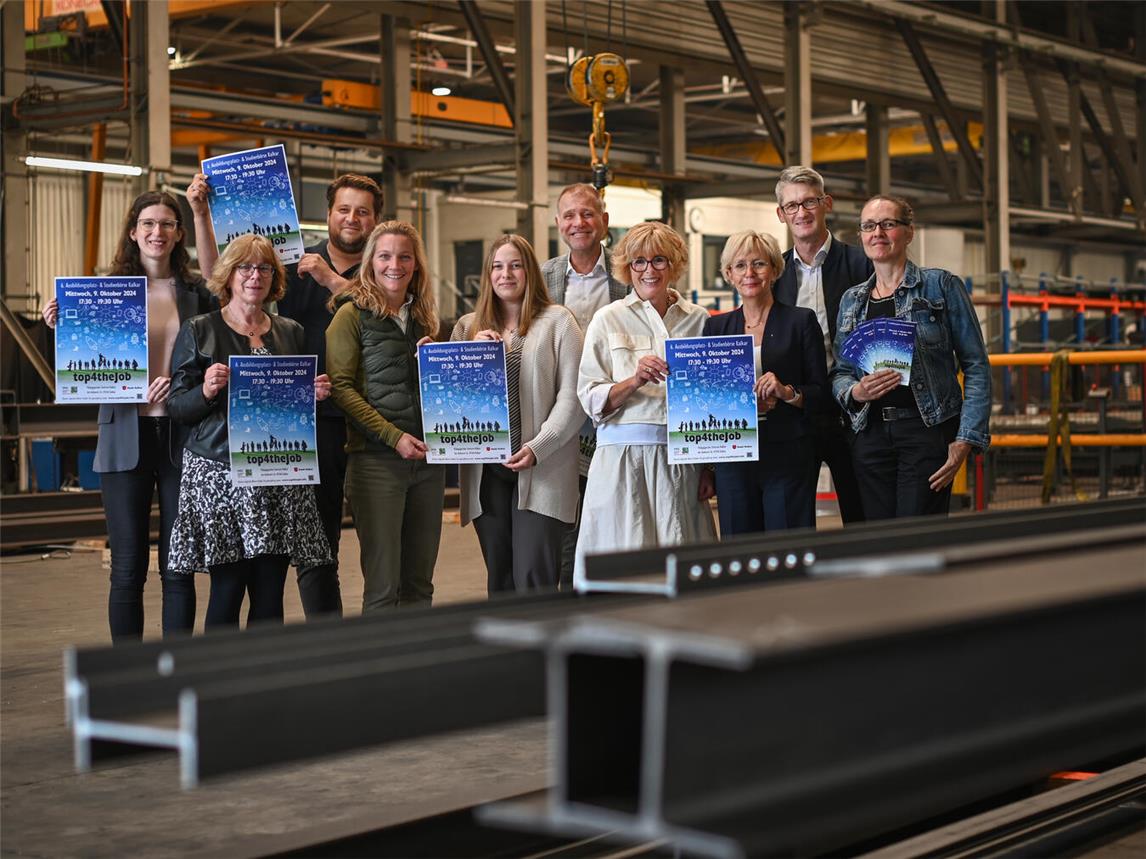Die Wirtschaftsförderung Kalkar stellte gemeinsam mit Unternehmern und Unterstüztzern das diesjährige Programm der Ausbildungsplatz- und Studienbörse in Kalkar vor. NN-Foto: SP