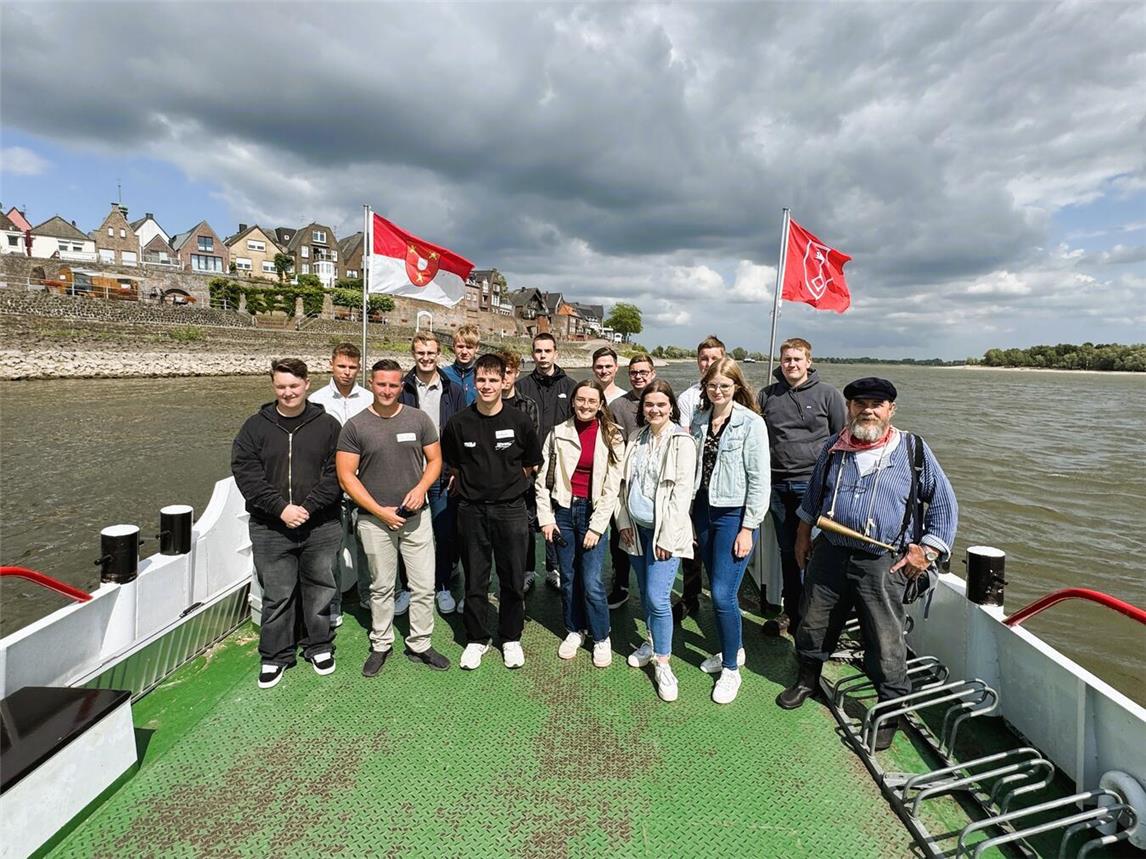 Die zukünftigen Nachwuchskräfte der Stadt Rees kamen schon vor dem Ausbildungsstart mit an Bord. Foto: CDU Stadt Rees