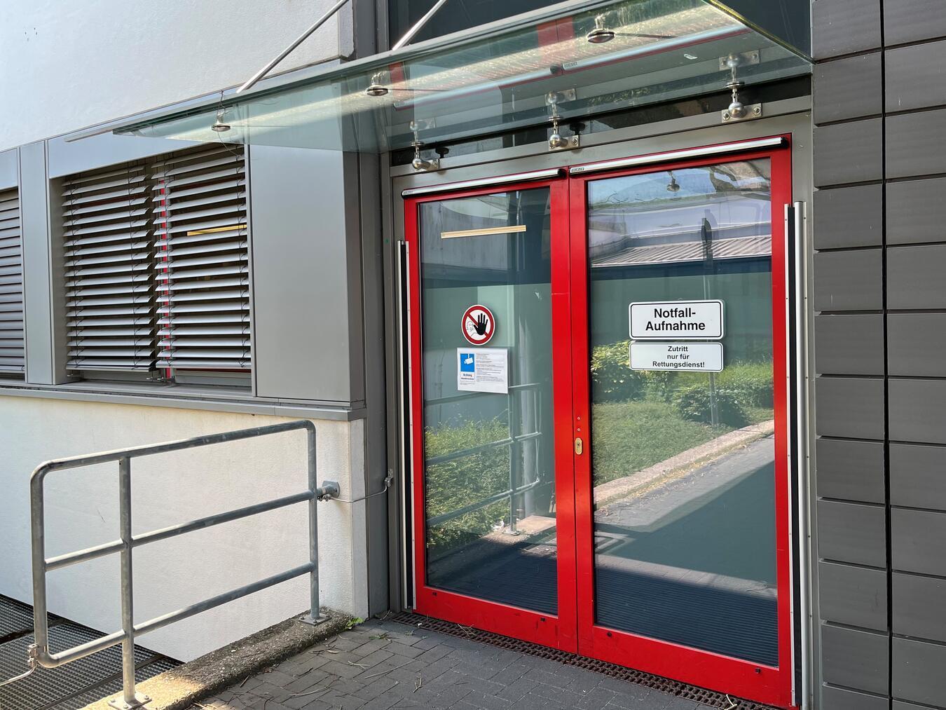 Dieser Zugang zur Notaufnahme ist in der ersten Sanierungsphase nicht zugänglich.Foto: St.-Clemens-Hospital