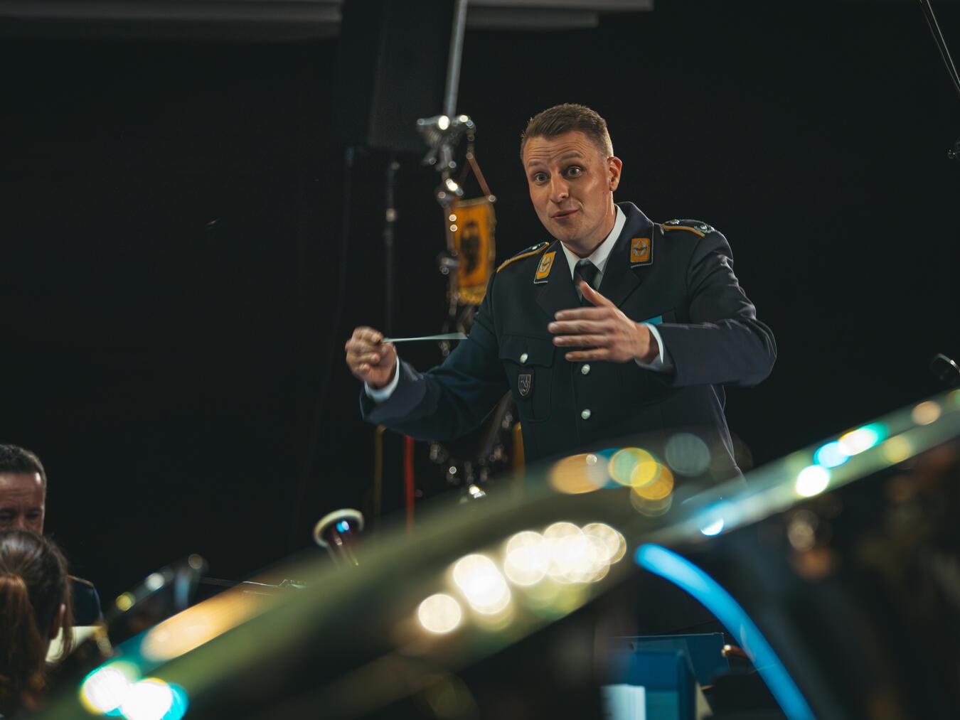 Dirigent und Chef: Major Alexander Kalweit.