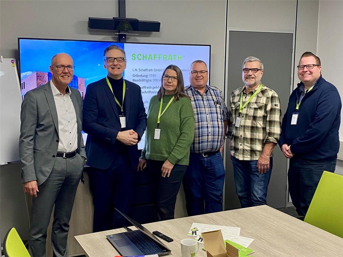 Dirk Devers, Bodo Wißen, Vera van de Loo, Dietmar Bexkens, Axel Heinitz und Benjamin Hinz (v.l.).Foto: Firma Schaffrath