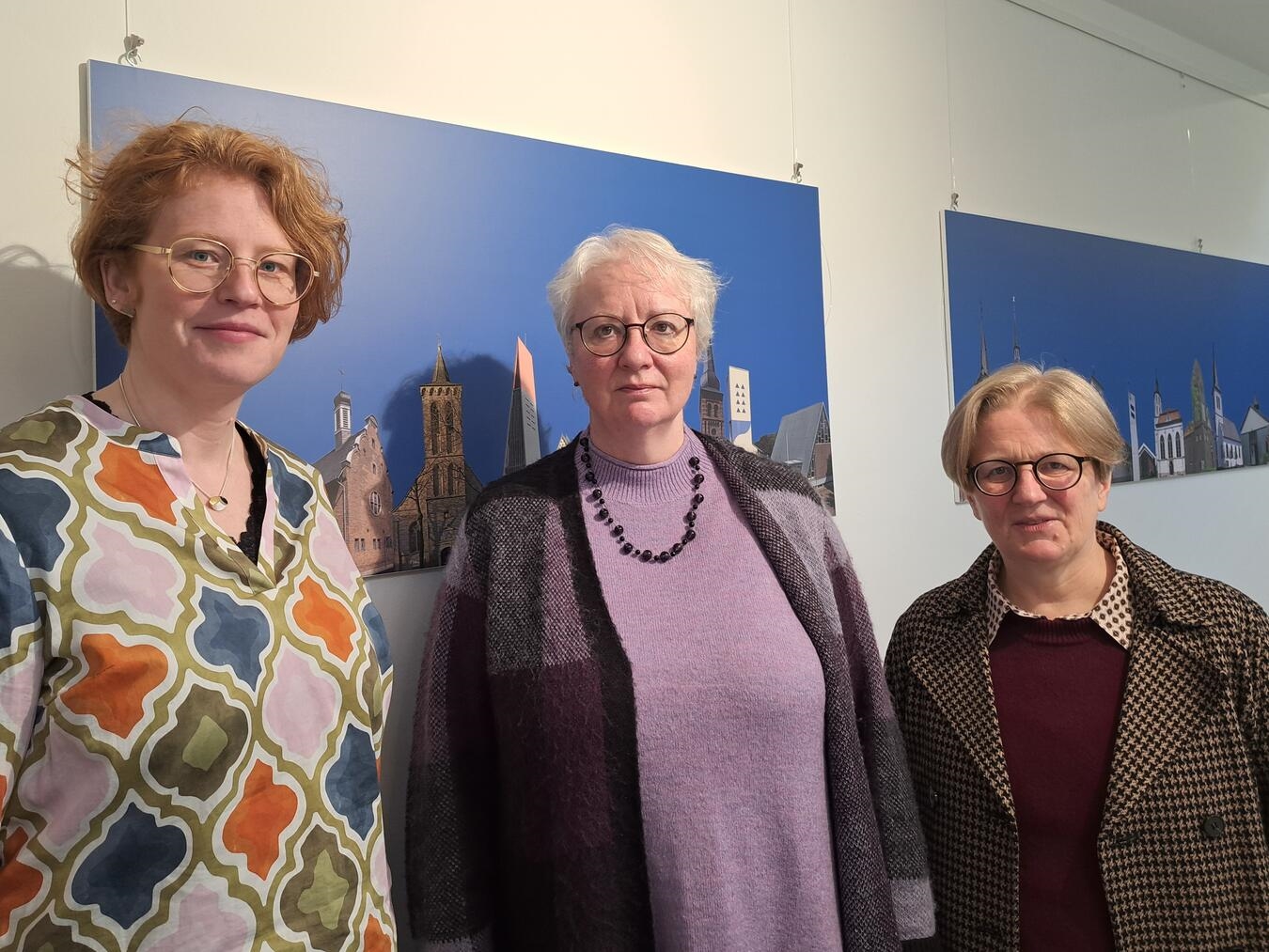 Dr. Andrea Spans (Katholisches Bildungsforum), Pfarrerin Dorothee Neubert und Assessorin Rahel Schaller (v.l.) stellten den neuen Kurs vor. Foto: Kirchenkreis