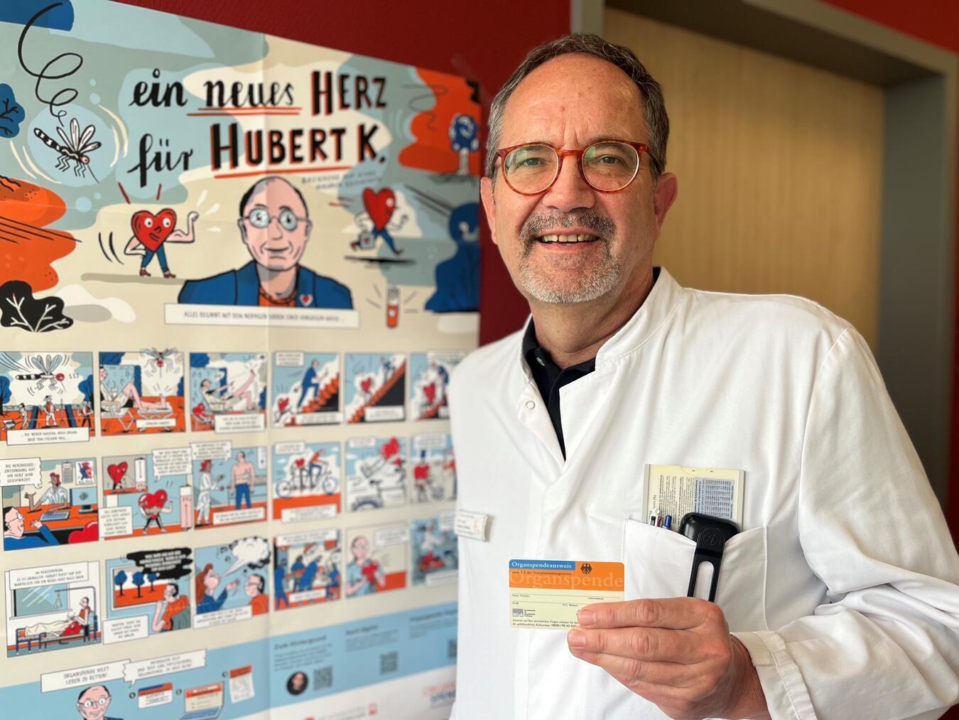 Dr. Andreas Fußhöller klärt über Organspende auf. Foto: St.-Clemens-Hospital