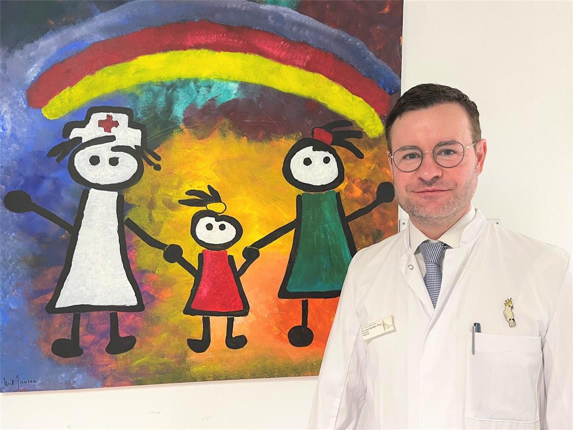Dr. Karsten Thiel, Chefarzt der Klinik für Kinder und Jugendliche. Foto: Elke Wiegmann/St.-Clemens-Hospital