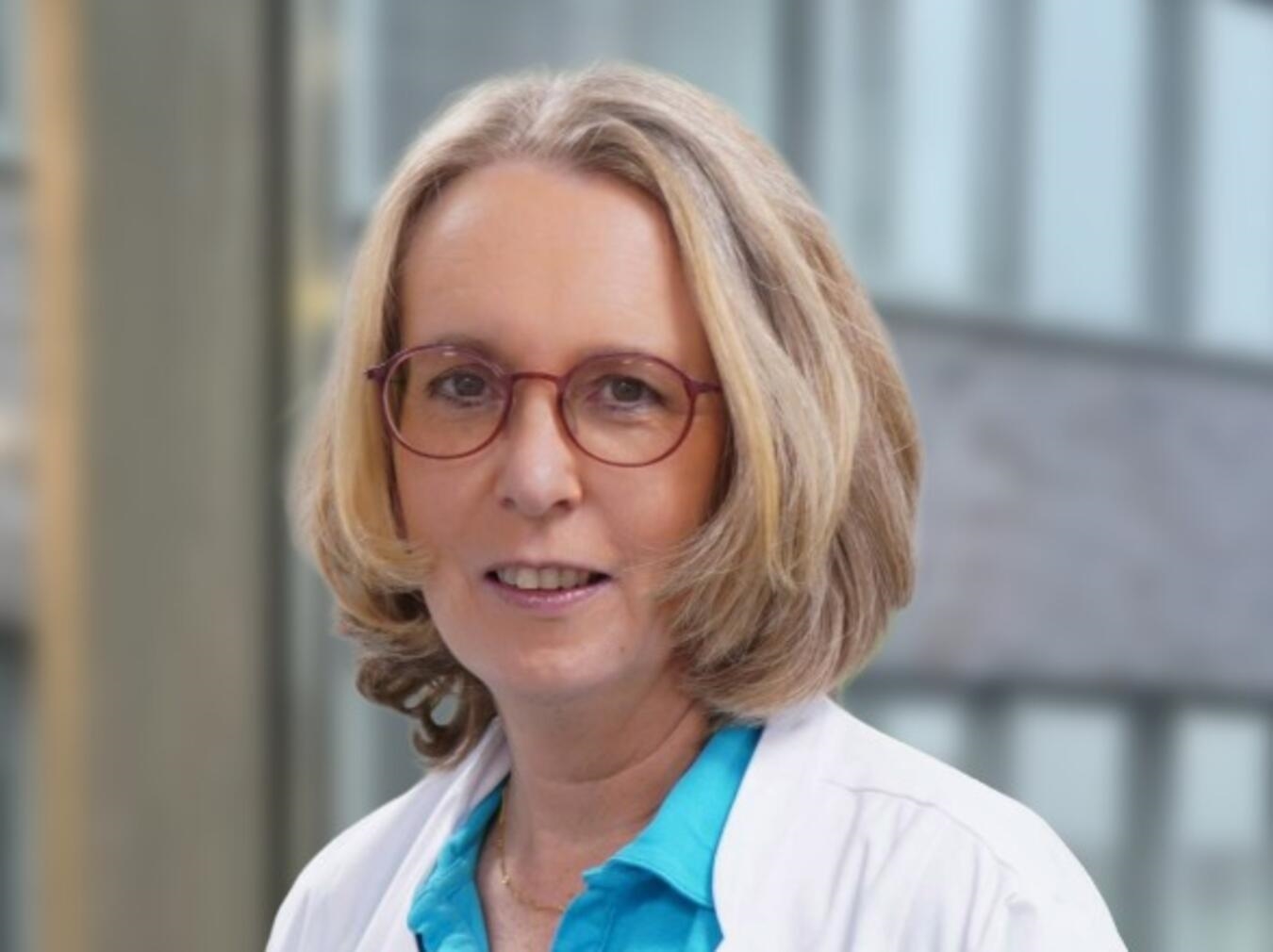 "Dr. med. Ute Janßen, Chefärztin Gynäkologie St. Clemens-Hospital Geldern, Porträtfoto"