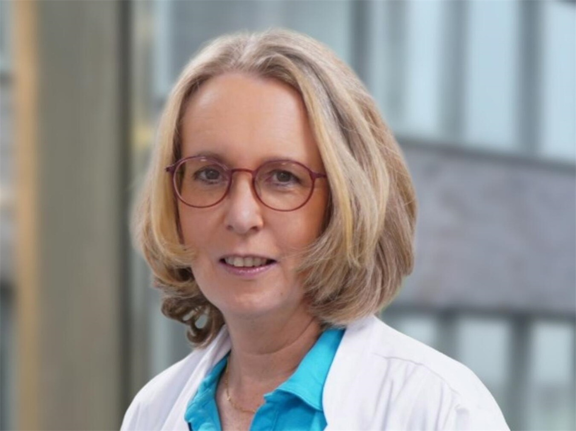 "Dr. med. Ute Janßen, Chefärztin Gynäkologie St. Clemens-Hospital Geldern, Porträtfoto"