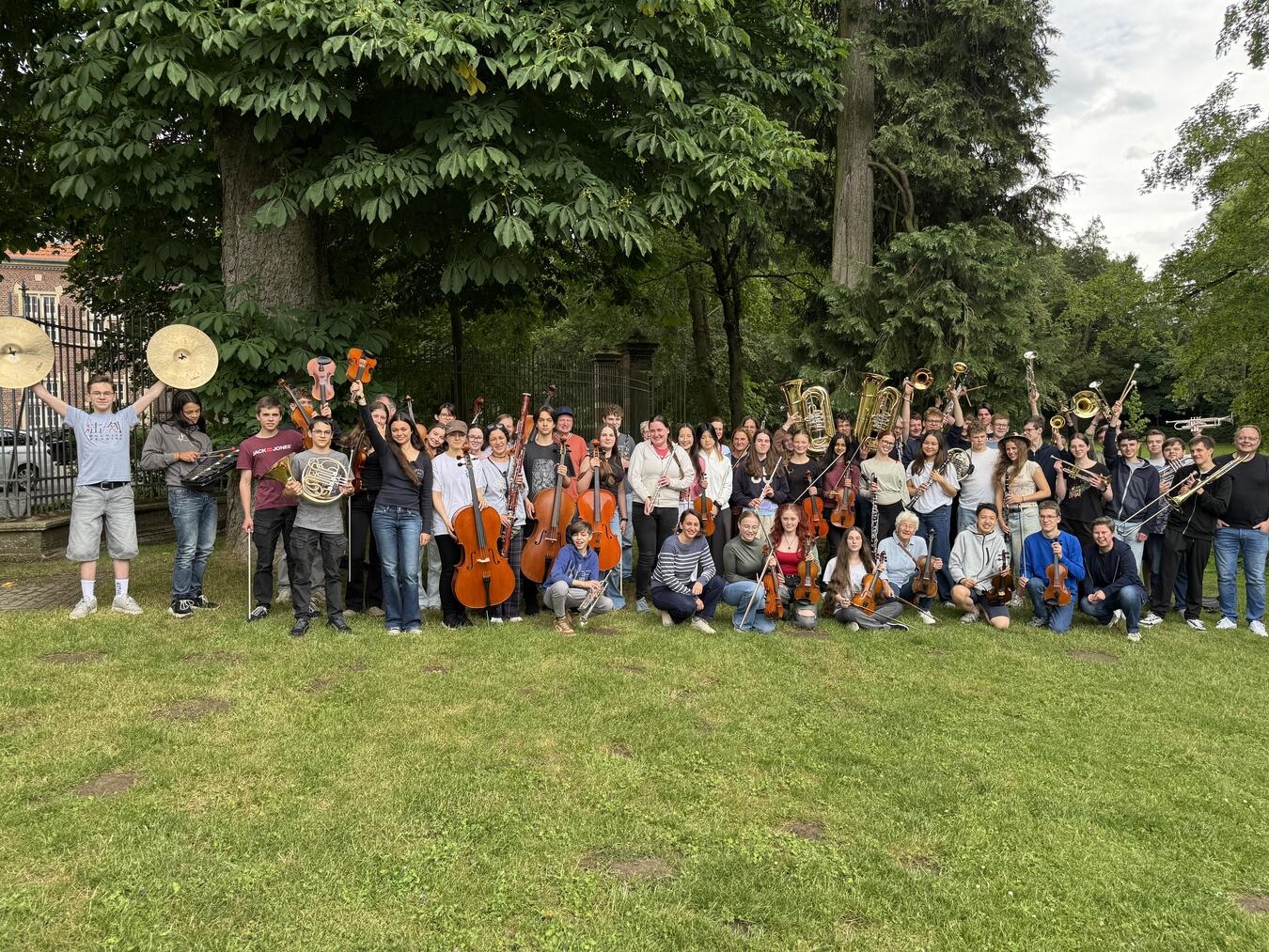 "Schüler musizieren gemeinsam und stärken Freundschaften, Kreismusikschule Gemeinschaftsförderung"